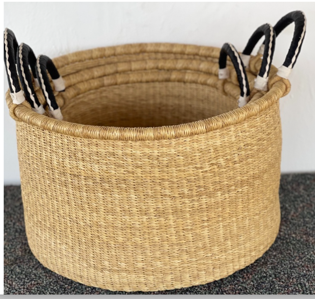 Short Strawgrass Hamper