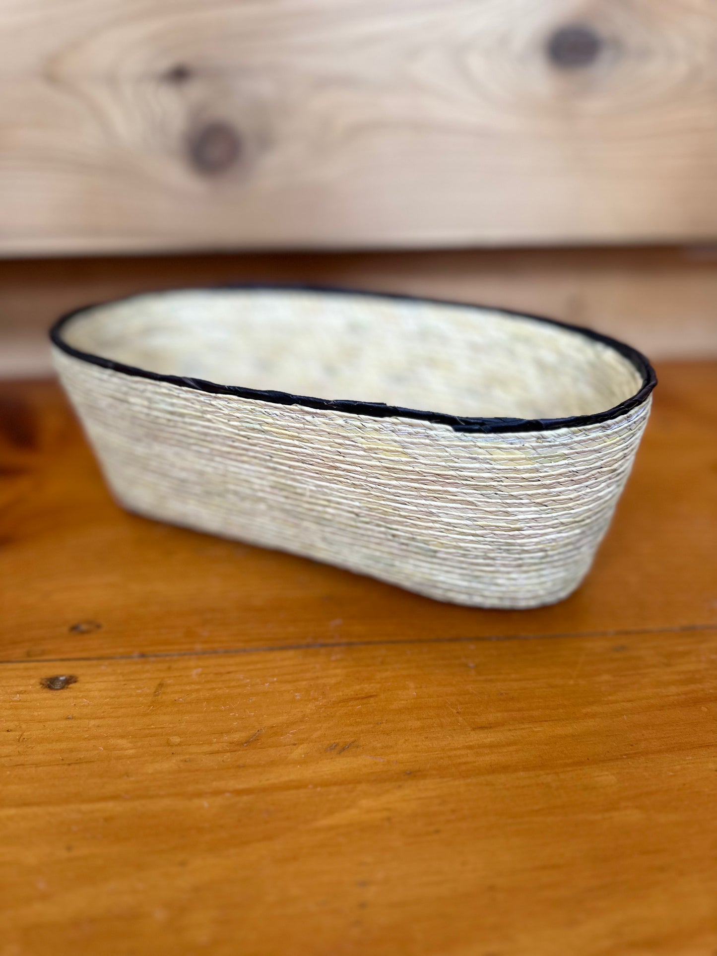 Oval Natural/Stripe Basket