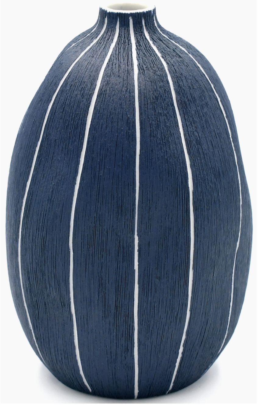 Gugu Vase