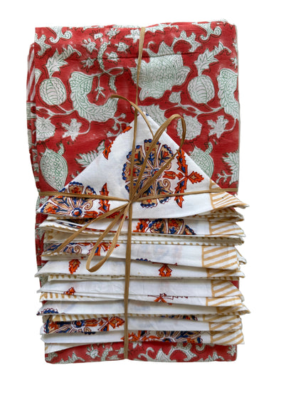 Indy Home Block Printed Tablecloth & Napkin Set