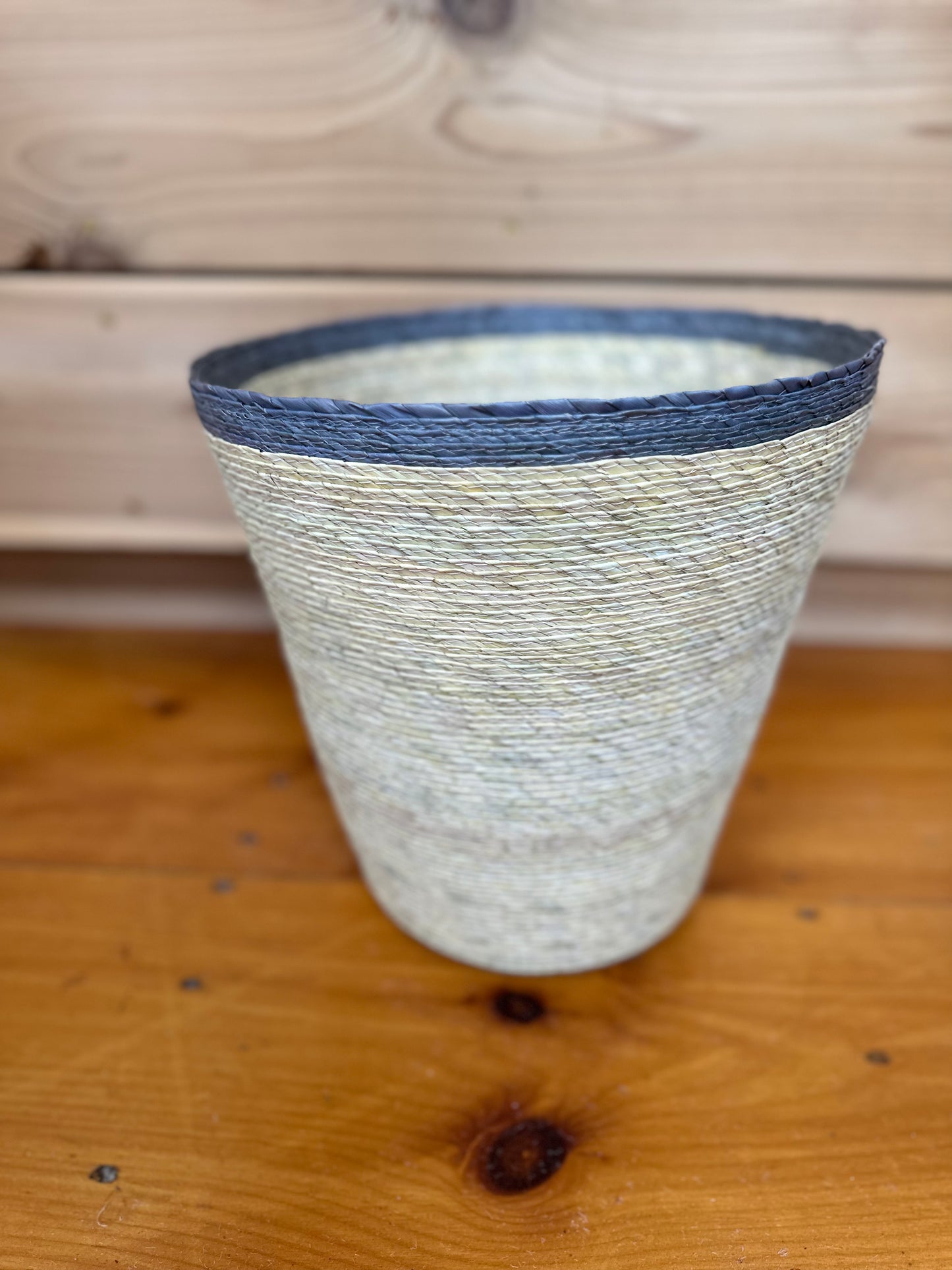 Conical Natural/Stripe Basket